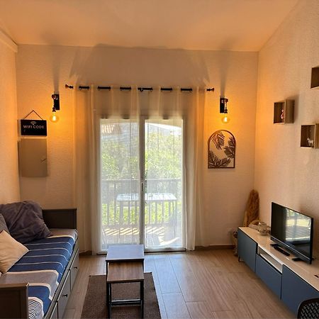 Appartement Duplex 4Pers Climatise - Locations Vld Camargue Saintes-Maries-de-la-Mer Bagian luar foto