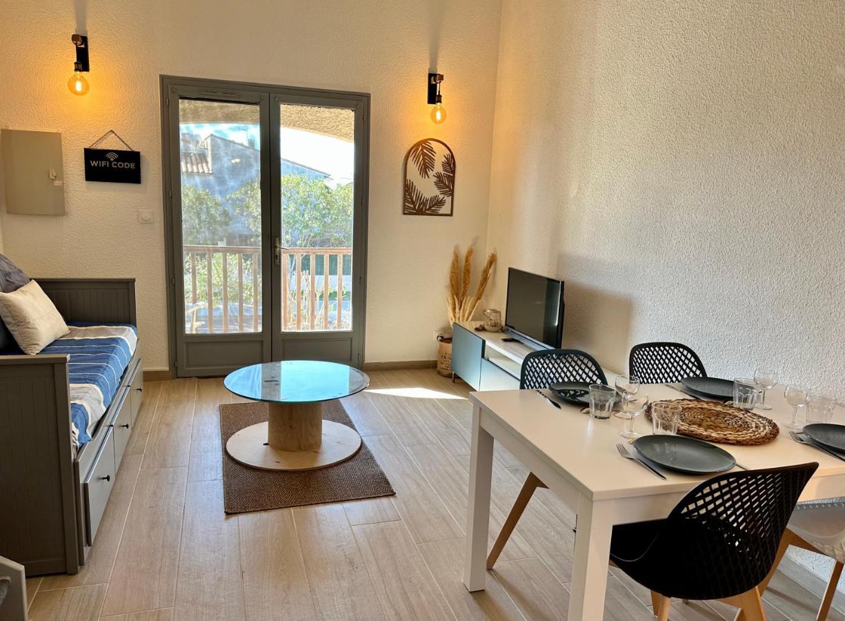 Appartement Duplex 4Pers Climatise - Locations Vld Camargue Saintes-Maries-de-la-Mer Bagian luar foto